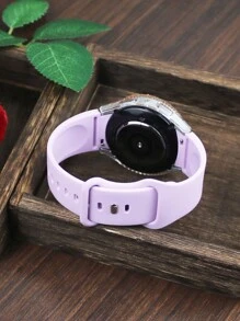 Ensemble de bracelet et étui compatible avec Samsung Galaxy Watch, pour femmes, doux, imperméable, avec boucle à rivets. Bracelet en silicone pour sport + étui en PC brillant incrusté de diamants, résistant aux chocs et aux rayures, compatible avec les séries Samsung Galaxy Watch 4/5/6/7 40MM 44MM