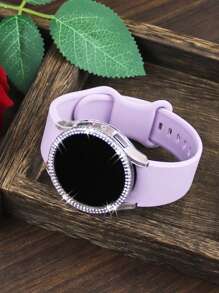 Ensemble de bracelet et étui compatible avec Samsung Galaxy Watch, pour femmes, doux, imperméable, avec boucle à rivets. Bracelet en silicone pour sport + étui en PC brillant incrusté de diamants, résistant aux chocs et aux rayures, compatible avec les séries Samsung Galaxy Watch 4/5/6/7 40MM 44MM
