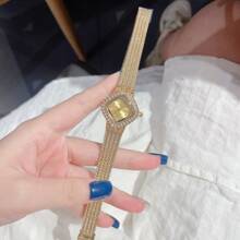 1pc Women's Gold Rhombus Rhinestone Stainless Steel Mesh Band Quartz Watch, 3ATM Water Resistant, Suitable For Daily Wear, Christmas Party, Gift