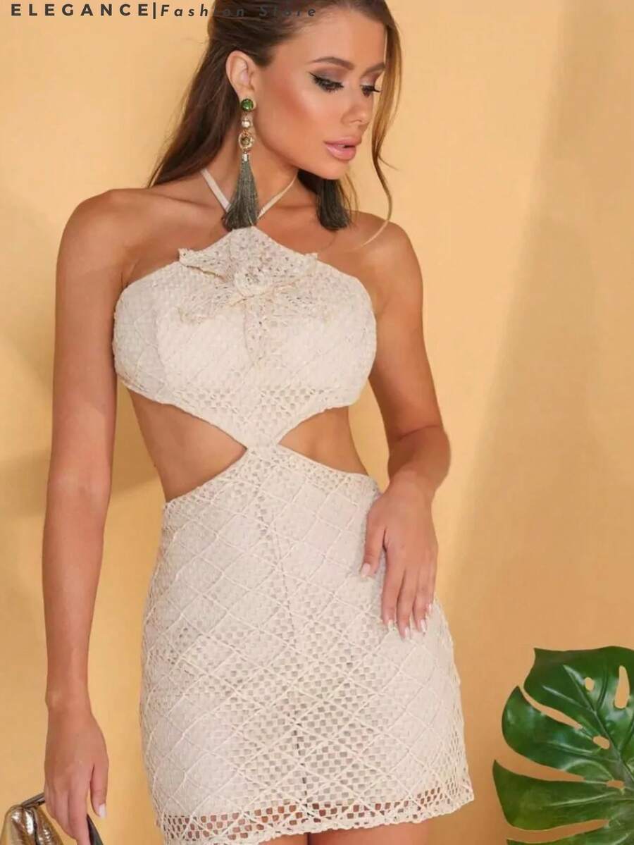 Crochet Romper With Flower Detail And Tie At The Back - Màu be - Xem 1