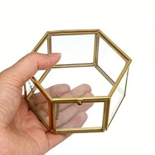 1 szt. Luksusowe sześciokątne szklane pudełko ekspozycyjne na biżuterię - ozdobne pudełka do przechowywania i organizacji - mosiężna rama, prezent ślubny, pierścionek, bransoletka, uchwyt na kolczyki, dzień matki, wiosenny wystrój pokoju domowego, stylowe etui do przechowywania dla kolekcjonerów biżuterii, słońce, podróż, fajny powrót do szkoły