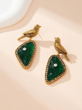 Women's Fashion Jewelry Earrings, Bird Shaped Copper Alloy Material With Green Lava Resin. Top Factory Vintage Antique Metallic Design, Luxurious Sparkling Ornament With Solemn Vibe. Exquisite Craftsmanship, Each Piece Is Uniquely Designed And Handmade, Showcasing Our Artisan's Skills And Passion.