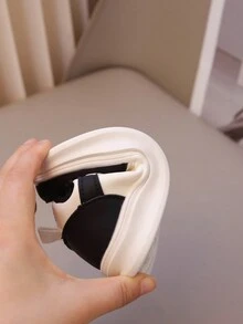 幼儿女童帆布鞋，2024秋冬新款儿童软底运动鞋，男童毛衬跑鞋，保暖休闲白鞋 - 黑色 - 查看 7