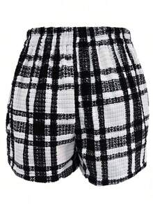 Women Casual Retro Plaid Buttoned Asymmetrical Hem Shorts