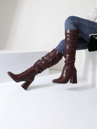 Timesize Botas Cano Alto de Salto Alto Vermelho Vinho, Botas Country Retrô, Botas de Inverno com Plataforma para Mulheres, Design de Enrugamento Aleatório, Combina com Capuz