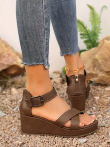 Sandalias de mujer con cuña de plataforma cómoda, correa cruzada, suela antideslizante y suave, punta redonda, unicolor con hebilla, para primavera y verano - Marrón - Ver 10