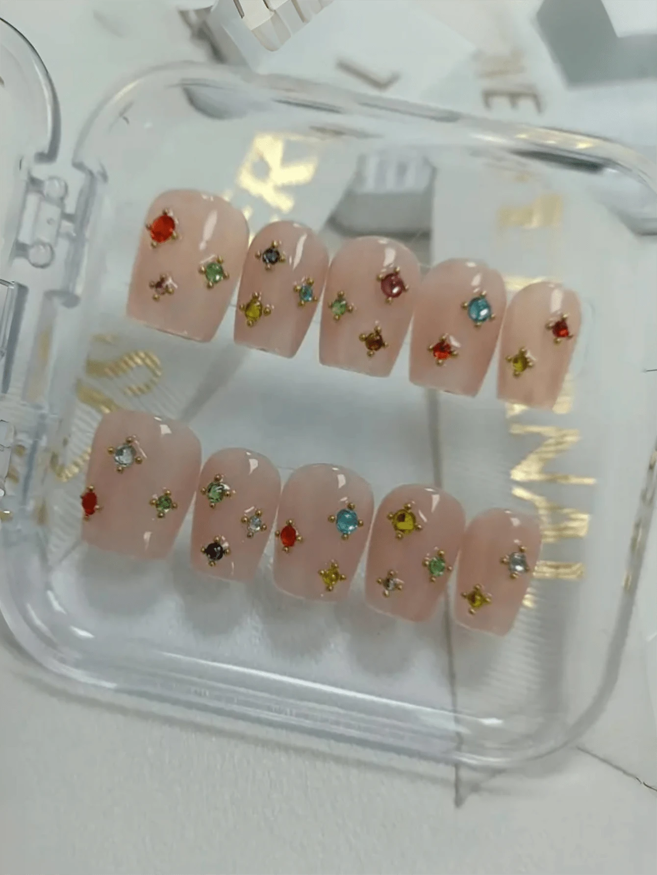 10 peças de adesivos de unhas minimalistas com strass, nude curto, arte de unha decorativa feita à mão, adequados para uso diário, unhas de pressão, suprimentos para unhas - Multicolorido - Ver 1