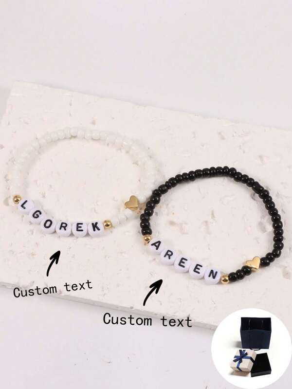 Personalisierbare Armband mit Buchstaben- und Herz-Perlen, individuell mit Namen, Liedtext, Albumtitel oder Konzerttour versehen, geeignet als Geschenk zum Geburtstag, Valentinstag, Jubiläum für Freundin, Freund oder Bekannte