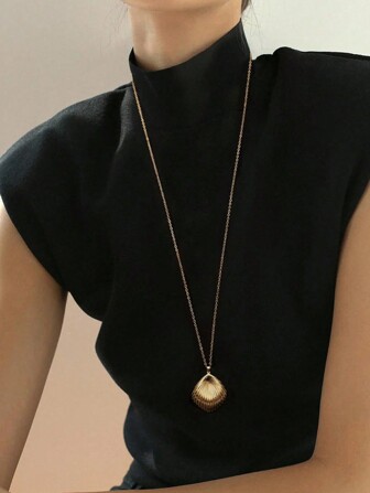 1 件 18K 镀金不锈钢贝壳吊坠项链，女士时尚项链，适合派对、舞会、毕业典礼和日常佩戴