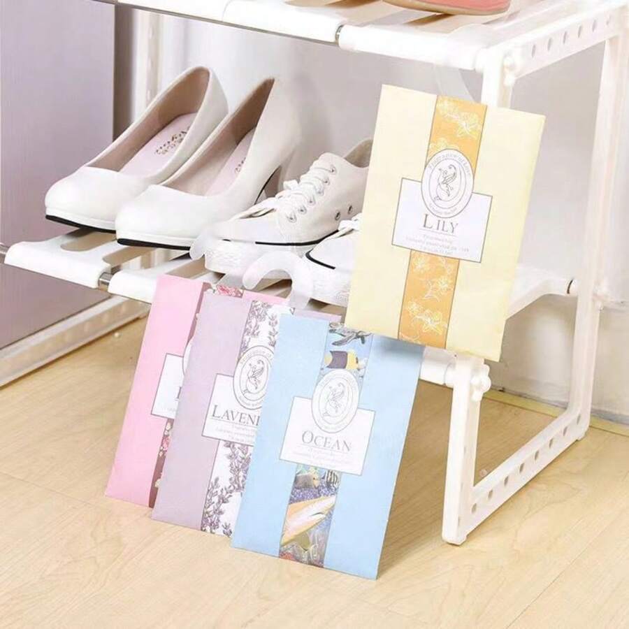 12 件装多款香味悬挂衣柜香袋，壁橱除臭剂和驱虫剂香味香袋（挂钩颜色因材料升级而有所不同）连衣裙裤子鞋子牛仔裤靴子裙子