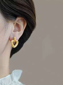 1 对不对称空心心形时尚小众设计精致时尚耳环 - 金黃色 - 查看 3