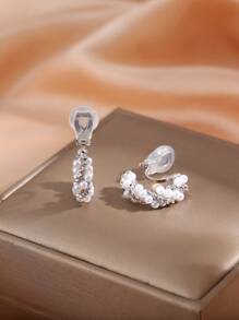 1 Paar modische Halbcreolen-Ohrclips mit Kunstperlen, elegante und bequeme Ohrringe für Frauen ohne Ohrlöcher, geeignet für den Alltag und zu besonderen Anlässen, Geschenk