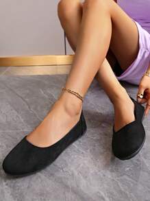 Classic Round Toe Flat Women Shoes, Plus Size 36-43, Thickened Forefoot For Foot Care, Optimized Heel Design To Prevent Slipping, Soft Fabric Upper And Cushioned Insole For Comfort