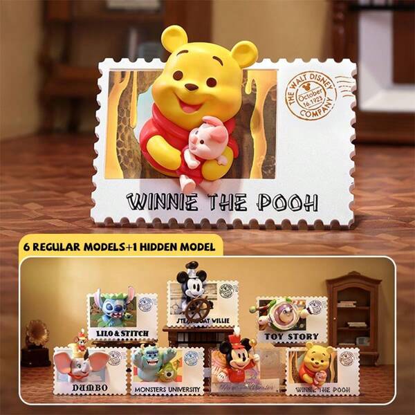 Miniso Serie di figurine in scatola cieca con francobolli vintage Disney, in materiale PVC con bordi in lamina d'oro e repliche di personaggi classici, perfette per collezionare, decorare e come memorabilia per fan (1 pezzo, consegna casuale)