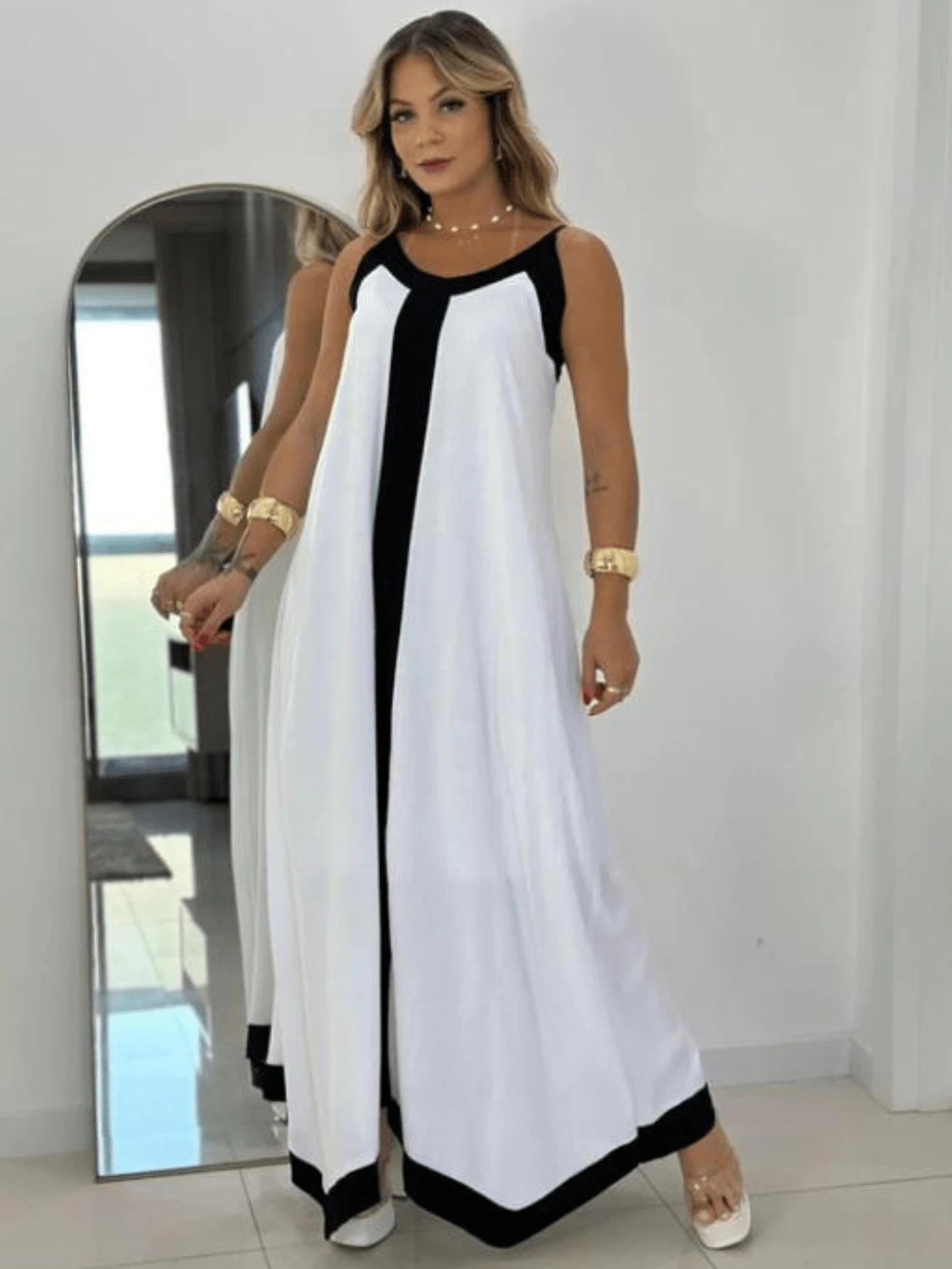 Women's Long Two-Tone Dress With Thin Straps And Asymmetric Hem, Vicolinho Fabric Lined - Đen và trắng - Xem 1