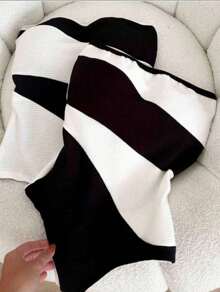 Women's Ribbed Strapless Off-The-Shoulder Bodysuit Summer Fashion - 黑與白 - 查看 1