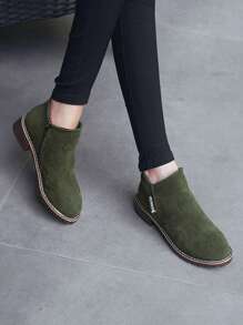 Giày bốt đỏ rượu, Giày bốt đen, Giày bốt nâu, Giày bốt xanh ô liu, Giày bốt vàng, Giày bốt bạc, Giày bốt họa tiết da báo, Giày bốt vàng, Giày bốt Chelsea phong cách Anh, Giày bốt đế bằng, Giày bốt đế xuồng, Giày bốt mùa đông, Giày bốt cổ ngắn, Giày bốt chiến đấu, Giày bốt cao gót, Giày bốt màu be, Giày bốt trắng, Giày bốt đỏ rượu, Giày bốt thu/đông, Giày bốt thanh lịch, Giày bốt cổ ngắn, Giày bốt thoải mái và thoáng khí, Giày bốt đế dày chống trượt, Giày bốt nữ - Màu xanh lá cây đậm - Xem 4