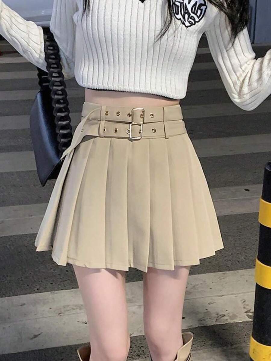 "Pleated Skirt. Classic And Super Versatile. Has Lining At The Bottom." - 杏色 - 查看 1