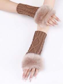 Mantenha-se aquecida e estilosa: Luvas sem dedos de pelúcia com estampa argyle para mulheres - Perfeitas para o inverno! Luvas - Aquecedores de braço com punho de pelúcia macia, design sem dedos, resistentes ao frio, cobertura de pulso versátil para outono e inverno - Acessórios de mão elegantes, grossos e aconchegantes. Luvas sem dedos de pelúcia com estampa argyle para mulheres - Luvas de inverno quentes com forro térmico macio, palma antiderrapante e padrão de tricô estiloso - Perfeitas para atividades em clima frio.