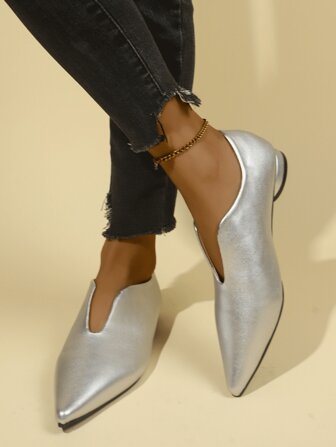 1 Pair Women's Silver Color Slip-On Boots, Flat Soft Sole, Outdoor Party, Pointed Toe, Fashionable Autumn/Winter Shoes