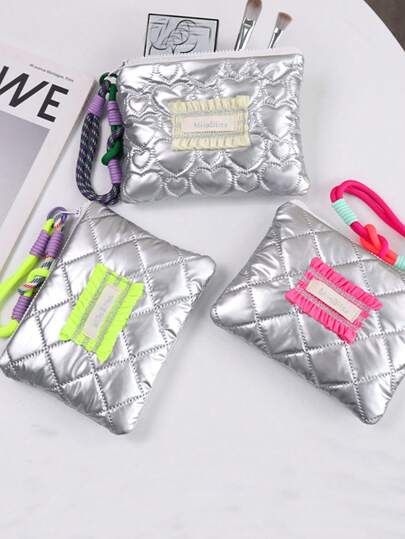 1 Piece Embroidery Heart Shape Coin Purse Sliver Quilted Coin Purse Portabble Short Wallet Silver Heart &Bow Decor Cute Coin Purse Simple & Fashionable Women Wallet Suitable For Matching And Gift Money Case Embossed Coin Purse Lightweight Fashion Money For Anniversary For Birthday Gift For Gift White-Collar Workers, Perfectly Matching With Prom Dresses For Women, Prom Accessories,Sequin Dress Women,Sparkly Dress,Elegant Dresses For Women, Elegant Prom Bag