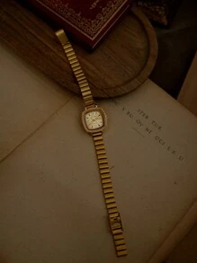 1pc New Vintage Carved Floral Pattern Golden Square-Dial Women's Watch, Fashion Minimalist Elegant Luxury Petite Waterproof Stainless Steel Strap Classic Quartz Watch, Suitable For Daily Wear, Formal Events And Accessory - Gold - View 5