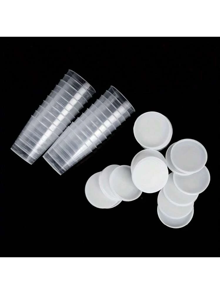 Tasse Pliable Vintage Stanhome – Plastique Doré – Voyage/pilule – Hauteur 2.5"
