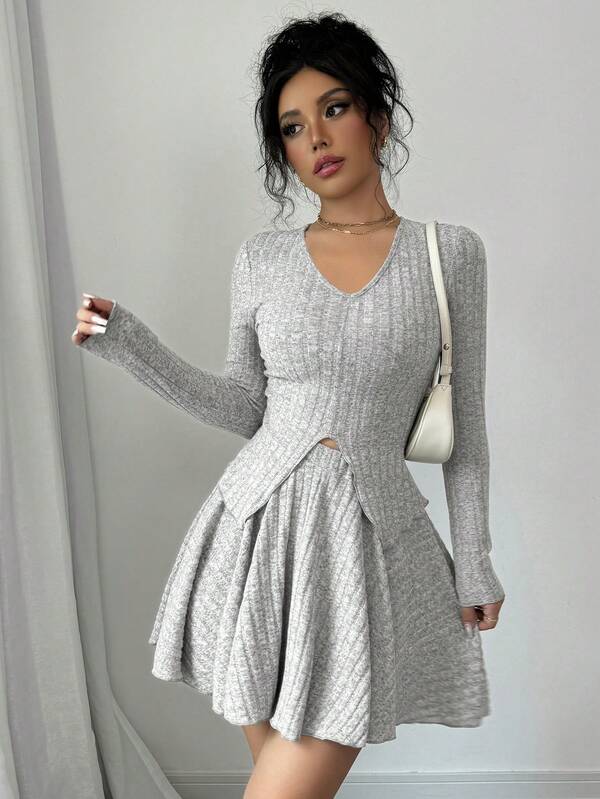 abyoxi Grauer einfacher lässiger V-Ausschnitt Langarm Slim Fit Top mit asymmetrischem Saum & sexy A-Linien Rock Zwei-Teiler Set aus modischem Strickstoff, 2-teilig Set, Alltag, jung, heiß, neue Damenkleidung