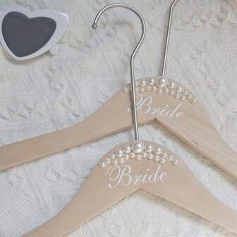 1 件婚礼装饰仿珍珠字母新娘木质衣架吊坠婚纱新娘衣架单身派对新娘送礼会婚礼订婚蜜月旅行妻子礼物