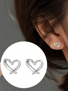 1 Pair Simple Hypoallergenic Heart Shaped Stud Earrings Elegant Casual Style Women's Daily Date Earrings - Silver - View 5