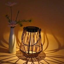 1pc Handwoven Rattan Lantern, Vintage Classic Outdoor Rattan Crafted Lantern With Solar Powered Warm White Light, Suitable For Garden, Patio, Lawn, Villa, Camping, Decorative Table/Hanging Lamp