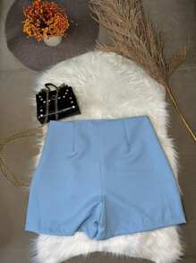 TAILORED SKIRT SHORTS WITH SLIT FASHION BLOGGER SUMMER 2024 - Baby Blue - View 2