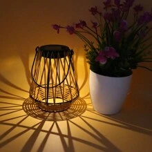 1pc Handwoven Rattan Lantern, Vintage Classic Outdoor Rattan Crafted Lantern With Solar Powered Warm White Light, Suitable For Garden, Patio, Lawn, Villa, Camping, Decorative Table/Hanging Lamp