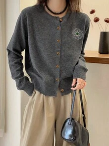 2024 Early Autumn New Women's European Style Short Knitted Cardigan Sweater Coat