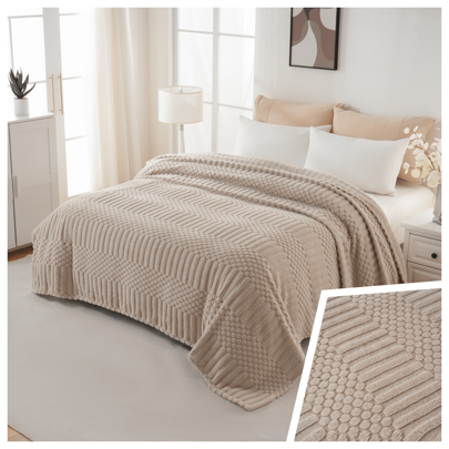 1pc Solid Color Velvet Shawl Blanket, Beach Towel, Car/Air Conditioning Blanket, Nap Throw Blanket, Thick Bedspread, Artistic Design, Suitable For Home, Office, Bedroom, Party, Birthday, Graduation, Gift