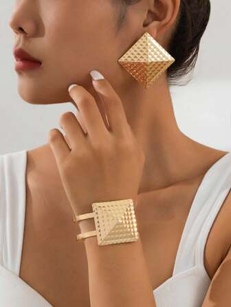 1pc Fashionable & Elegant Metal Geometric Square Stud Earrings & Bracelet Set, Suitable For Women For Daily Wear & Festivals