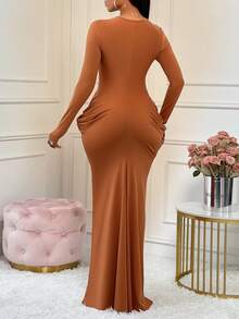 AIJ Amarilo Elegant Solid Color Mermaid Dress, Sexy Party Wear, Autumn/Winter - Brown - View 2