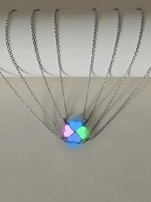 ATLVXJL 4件套夜光四叶草首饰套装，不锈钢项链吊坠，适合送给闺蜜、兄弟姐妹、情侣，也适合作为礼物送给爱人、学生或死党。 - 彩色 - 查看 8