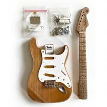 Axe Heaven -Fender Stratocaster Build Your Own Miniature Guitar Replica Collectible Model Kit  [COLLECTABLES] Figure, Collectible - 彩色 - 查看 1