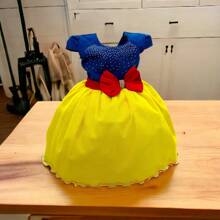 Vestido Princesa Amarelo 1 A 4 Anos Luxo Com Capa - Amarelo - Visão 3