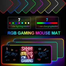 FoBianJie Shhh! Ich bin Gaming Muster RGB Licht Gaming Mauspad - Lichtmodi Knopfsteuerung Großes weiches Computer Tastatur Matte mit rutschfester Gummibasis für Gamer Esports Profis Schulanfang Gaming Mauspad