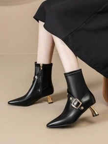 Giày bốt cổ ngắn đế dày có khóa cài dành cho nữ cỡ lớn, giày bốt cao gót thời trang cho mùa Thu/Đông 2024, đa năng và tôn dáng. - màu đen - Xem 2