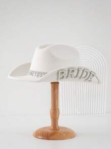 1PC Women's White Solid Color Shiny Wide-Brimmed Cowboy Hat. 2024 Wedding Essentials,Unique Luxurious Crystal Square Small Bright Diamond Colored Gemstone Paired Eye Shape With Faux Pearl Letter 'BRIDE' Bridal Hat.