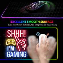FoBianJie Shhh! Ich bin Gaming Muster RGB Licht Gaming Mauspad - Lichtmodi Knopfsteuerung Großes weiches Computer Tastatur Matte mit rutschfester Gummibasis für Gamer Esports Profis Schulanfang Gaming Mauspad
