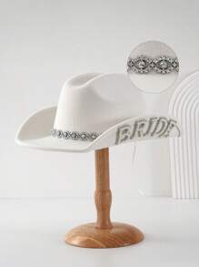 1PC Women's White Solid Color Shiny Wide-Brimmed Cowboy Hat. 2024 Wedding Essentials,Unique Luxurious Crystal Square Small Bright Diamond Colored Gemstone Paired Eye Shape With Faux Pearl Letter 'BRIDE' Bridal Hat.