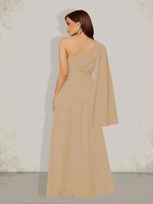 Vestido Largo Asimétrico Con Abertura En Pierna Maria Bela Modelo Altamira 2 - Caqui - Ver 2