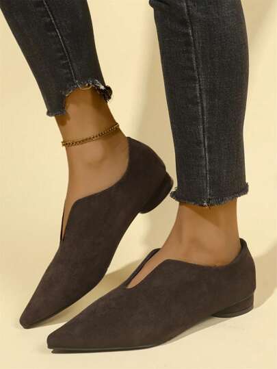 Damskie buty Nowe stylowe brytyjskie retro szpiczaste noski na niskim obcasie, codzienne mokasyny, wiosna i jesień