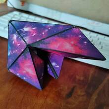 魔方减压玩具，休闲日常玩具 - 彩色 - 查看 4