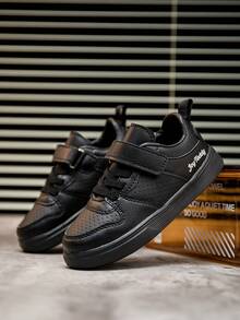 1pair Kids Sports Shoes With Innovative Color Design, Breathable Canvas, Elastic & Soft Cushioning, Quick Drying, Waterproof & Anti-Slip, Durable, Mixed Material Upper, Casual Street Style Sneakers For Boys And Girls - Black - View 3