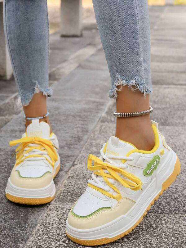Thick Sole Platform Bread Shoes For Women, 2024 Fashion Sneakers Versatile Casual Flat Shoes